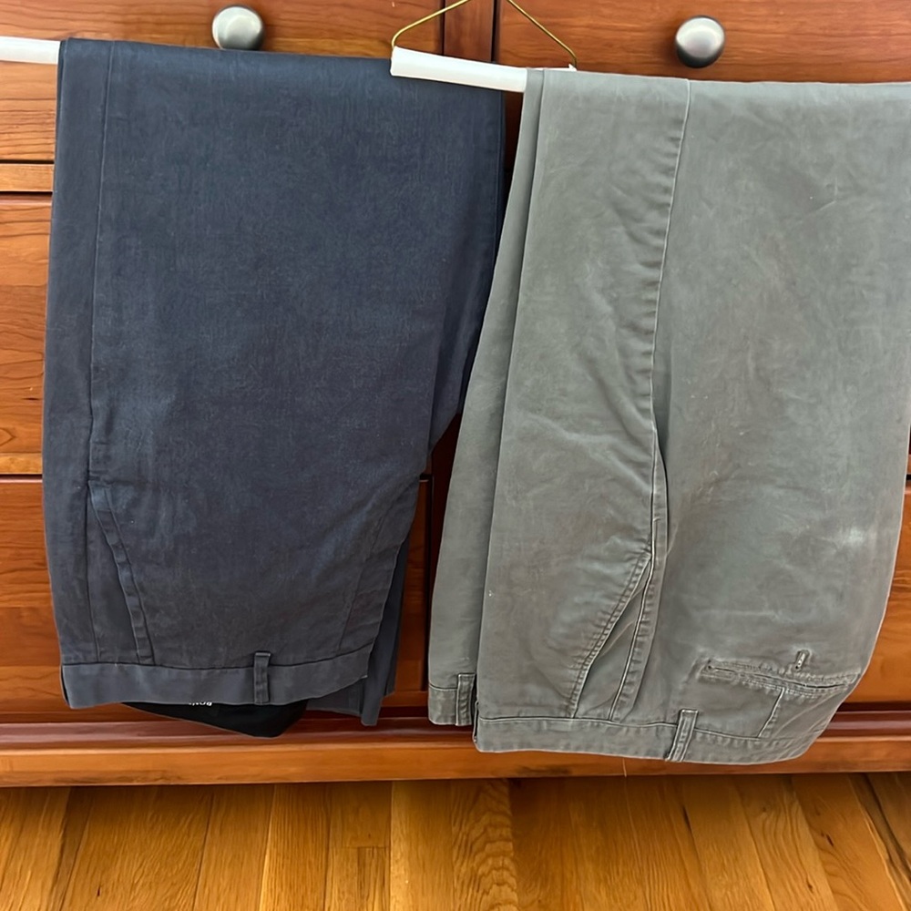 Men’s chino pants